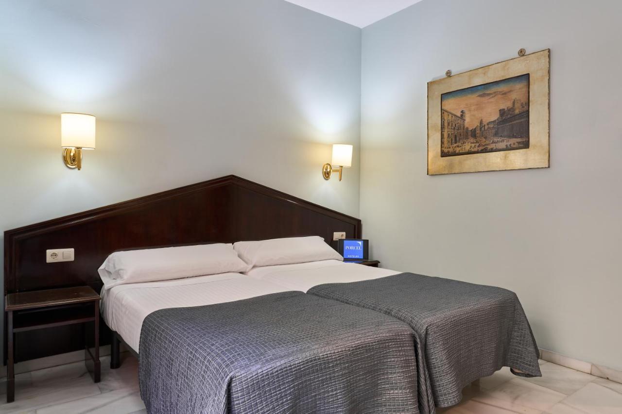 Hotel Porcel Navas à Grenade Extérieur photo